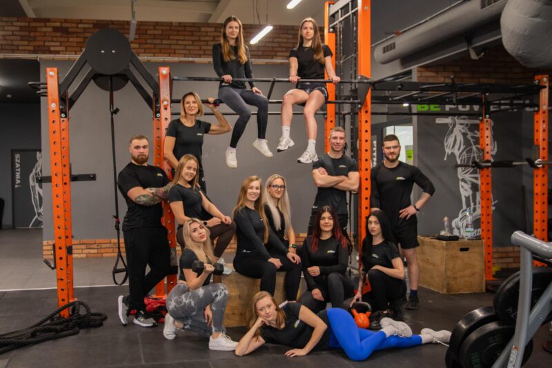 Тренери та персонал клубу Well Fitness Legnica Marsa