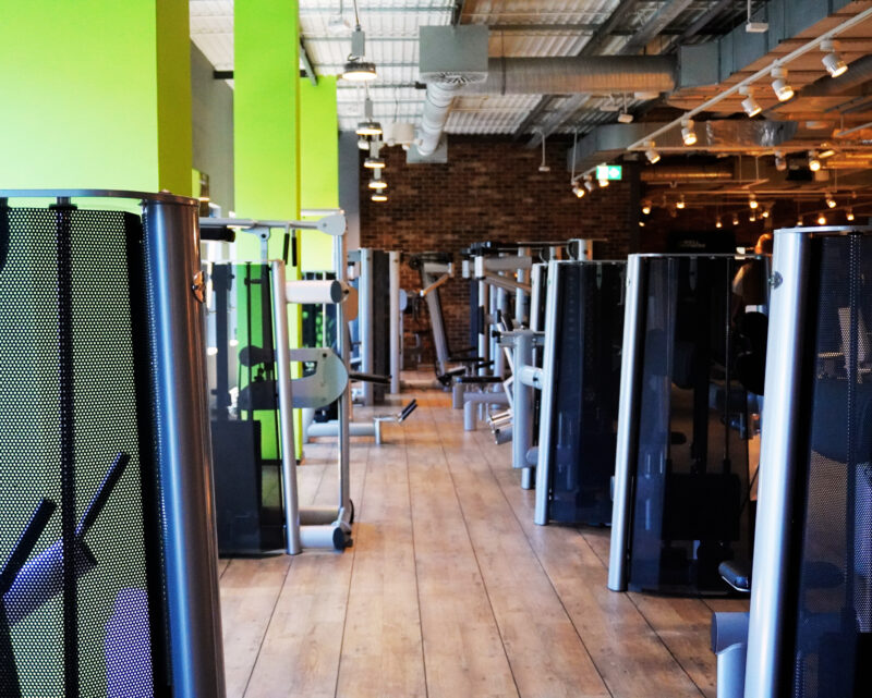 інтер'єр тренажерного залу варшава волоська well fitness